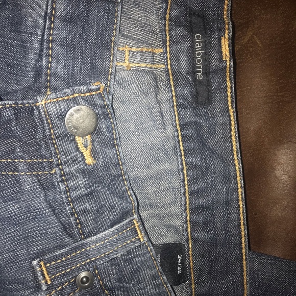 Jeans - Picture 2 of 2